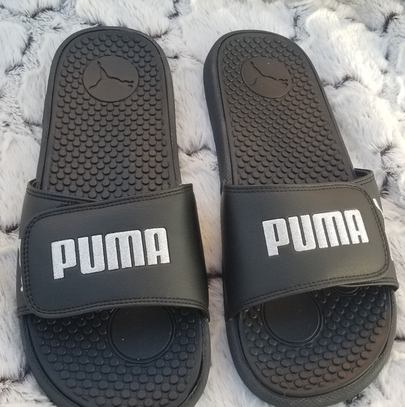 Puma Shoes - 🔥PUMA!!!🔥SILVER GLITTER PUMA SLIDES!! LAST!!